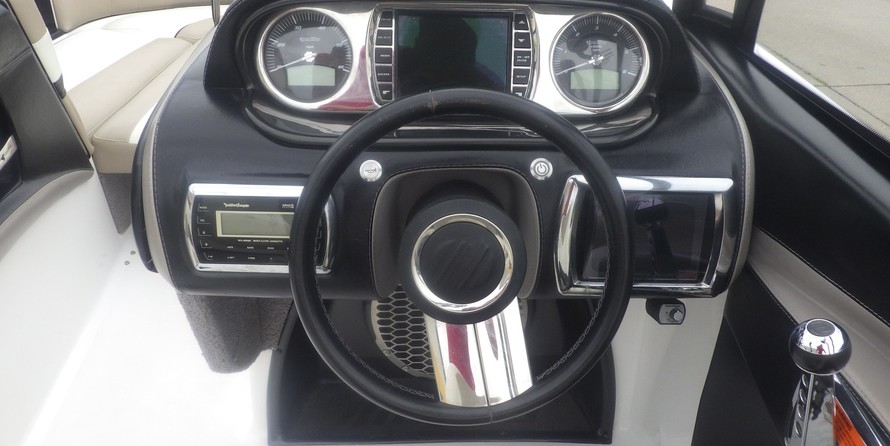 Malibu Wakesetter 22 MXZ