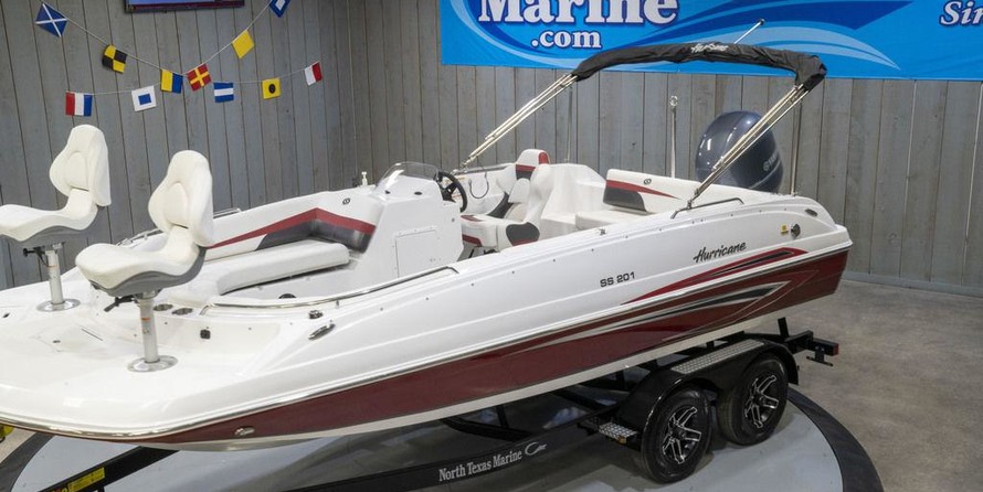 Hurricane 201 sundeck sport