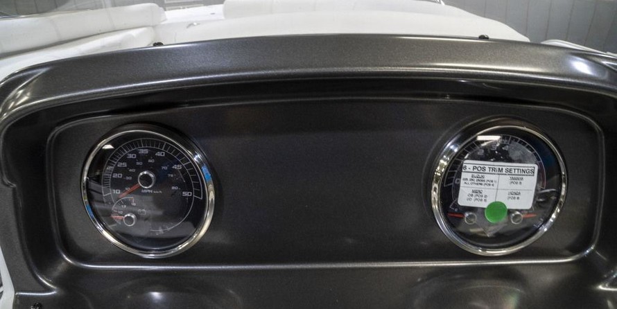 Hurricane 201 sundeck sport