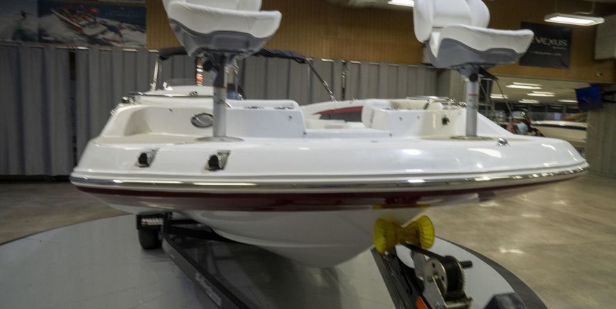 Hurricane 201 sundeck sport