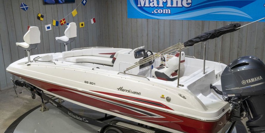 Hurricane 201 sundeck sport