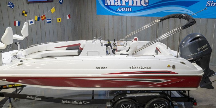Hurricane 201 sundeck sport