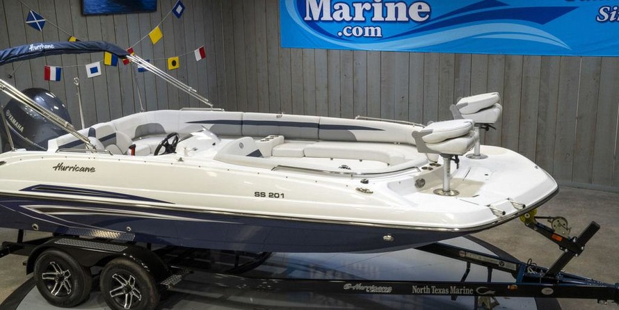 Hurricane 201 sundeck sport