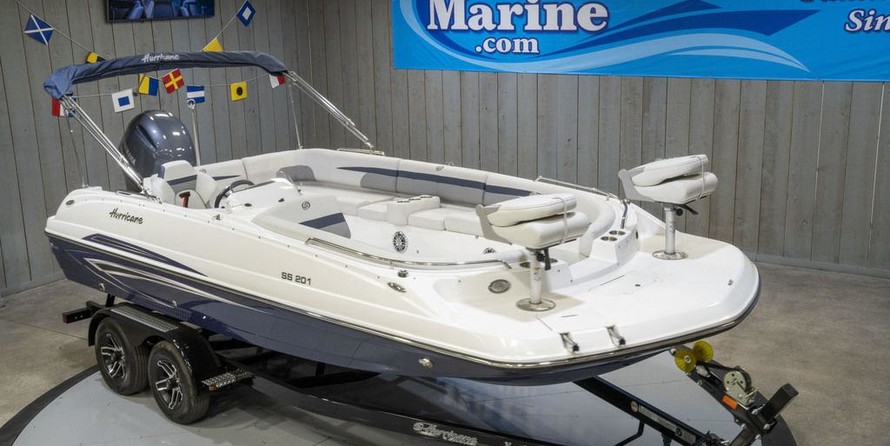 Hurricane 201 sundeck sport