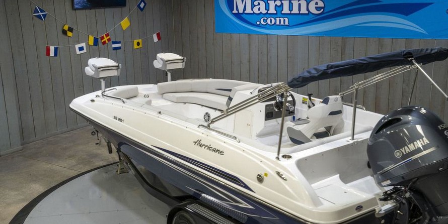 Hurricane 201 sundeck sport