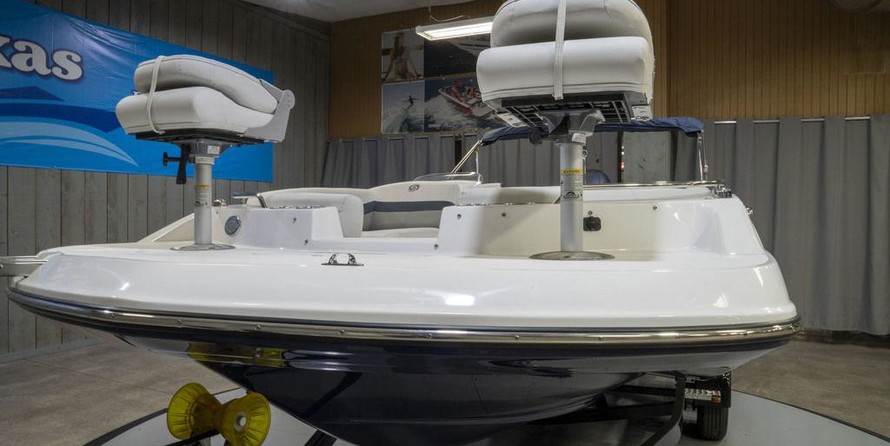 Hurricane 201 sundeck sport