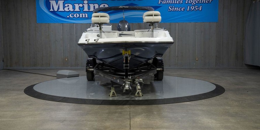 Hurricane 201 sundeck sport