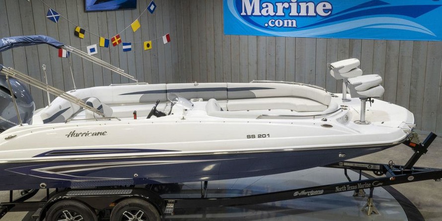 Hurricane 201 sundeck sport