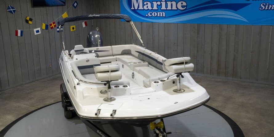 Hurricane 201 sundeck sport