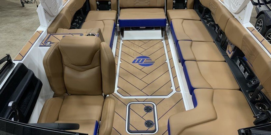 Malibu Wakesetter 25 LSV