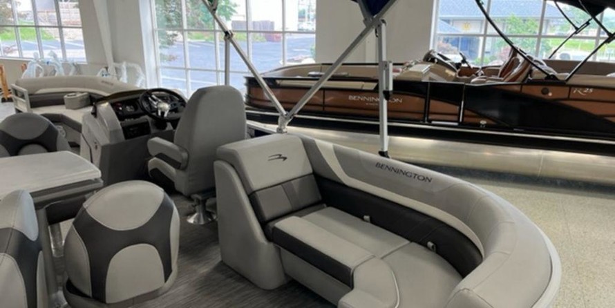 Bennington 24 sbrx