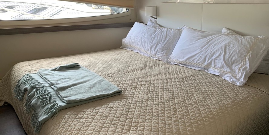 Regal 42 Grande Coupe