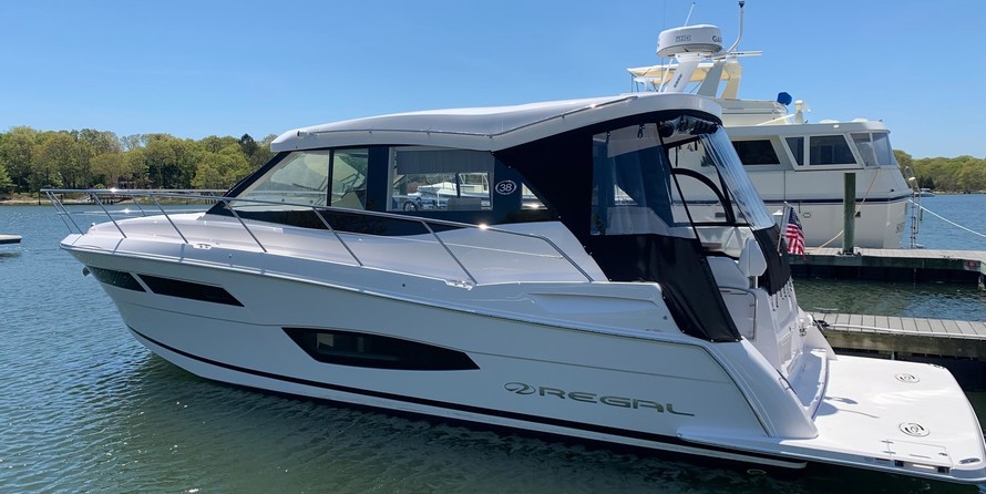 Regal 42 Grande Coupe