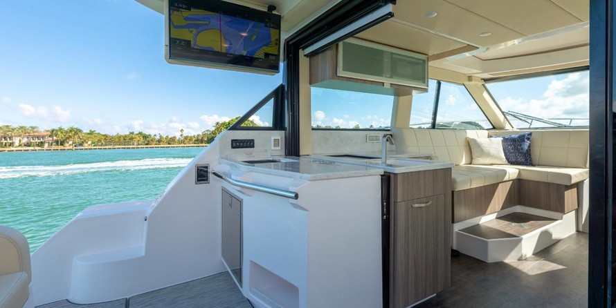 Regal 42 Grande Coupe