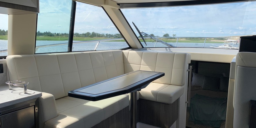 Regal 42 Grande Coupe