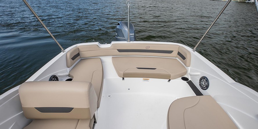 Hurricane SunDeck Sport 185 OB