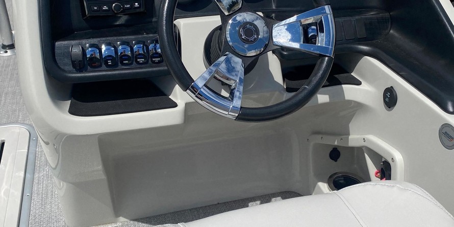 Avalon catalina 25 rf