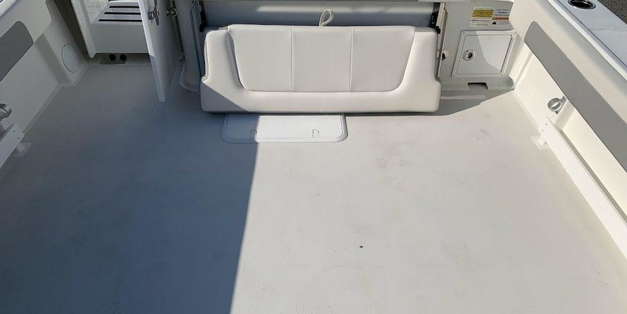 Parker 2520 XL Sport Cabin