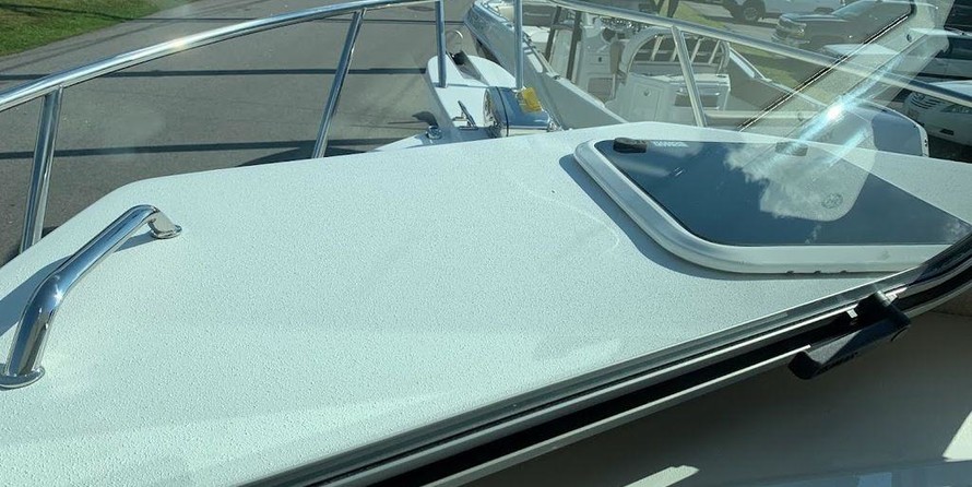 Parker 2520 XL Sport Cabin