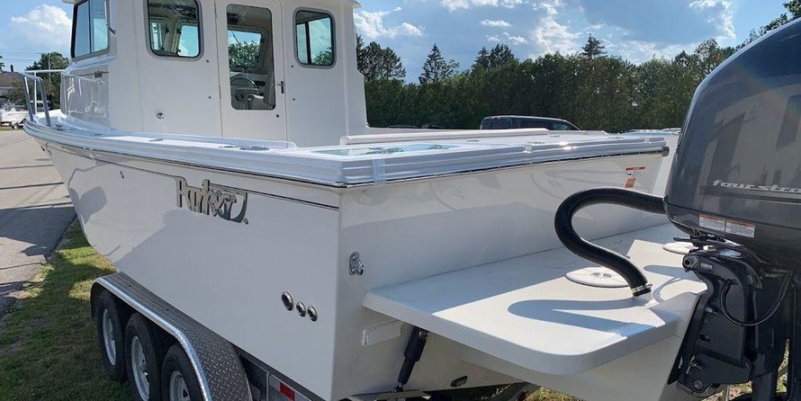 Parker 2520 XL Sport Cabin