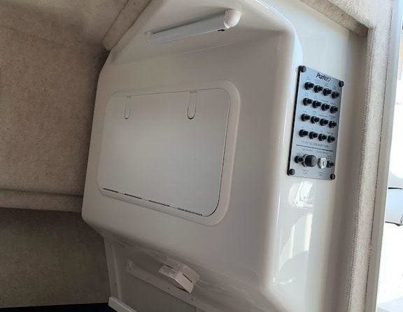 Parker 2520 XL Sport Cabin