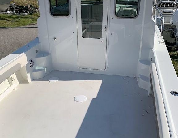 Parker 2520 XL Sport Cabin