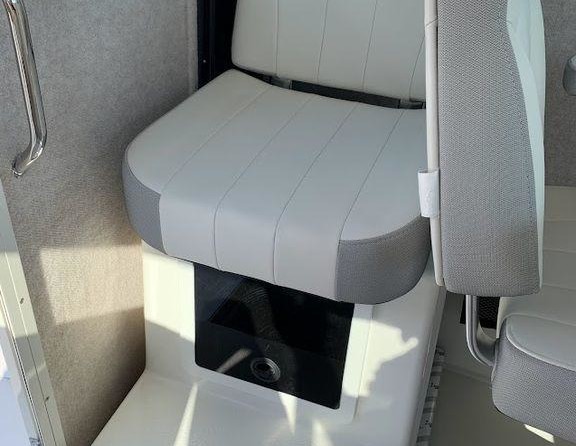 Parker 2520 XL Sport Cabin