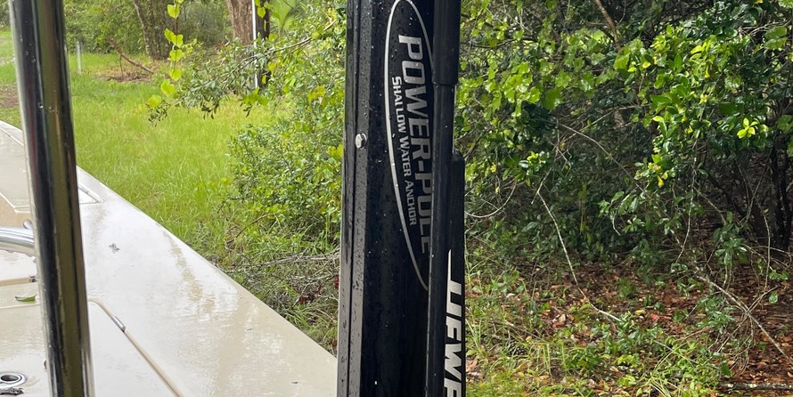 Hewes 16.9 redfisher