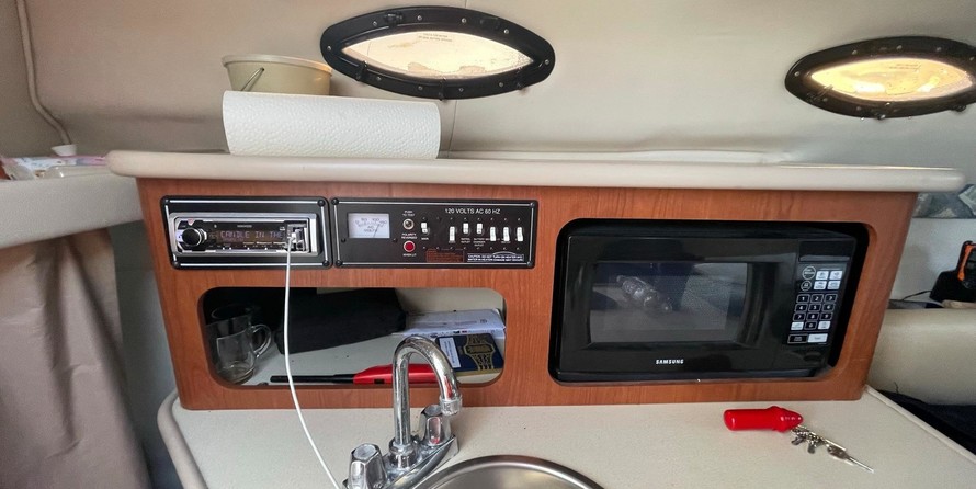 Chaparral 240 Signature