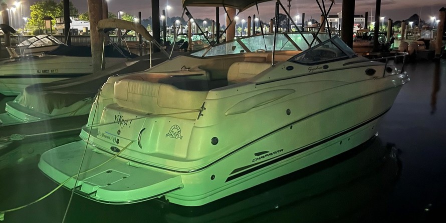 Chaparral 240 Signature