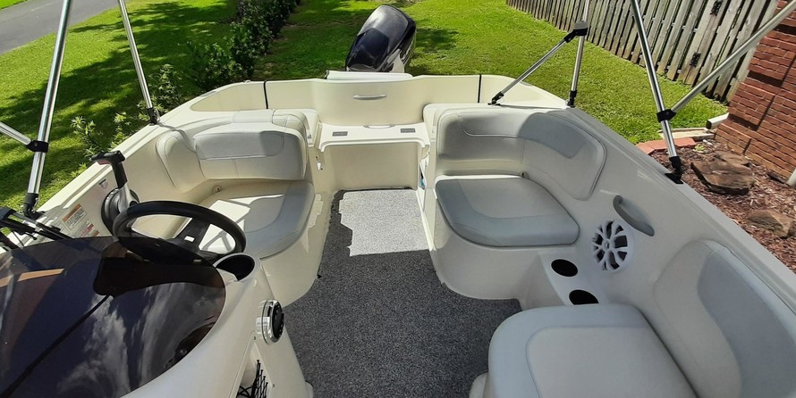 Bayliner Element F16