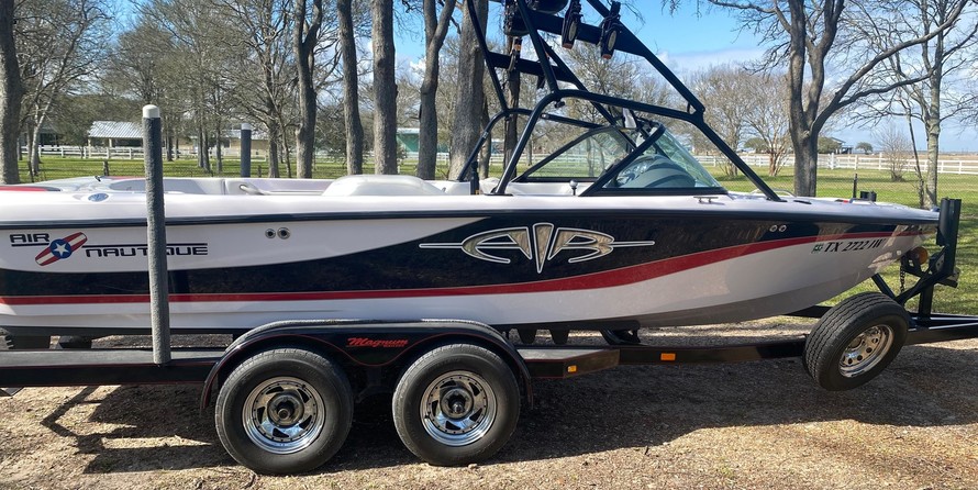 Correct craft air nautique 226 team