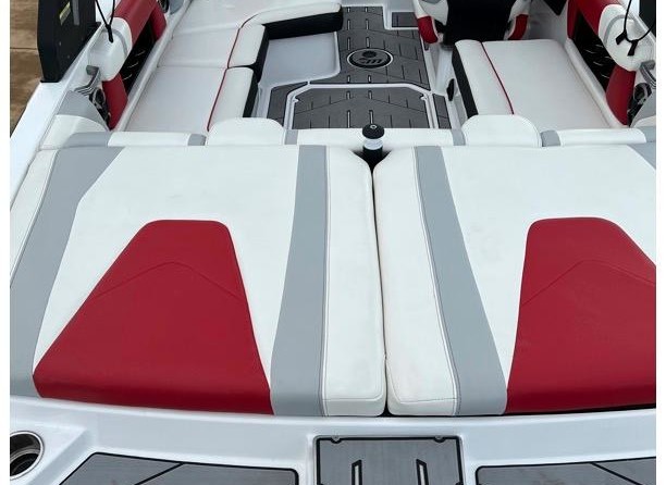 Malibu Wakesetter 21 VLX