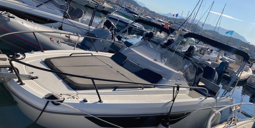 Beneteau Flyer 8 Sundeck