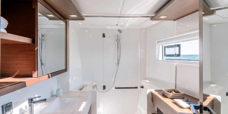 Lagoon 46