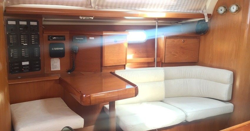Jeanneau Sun Odyssey 43