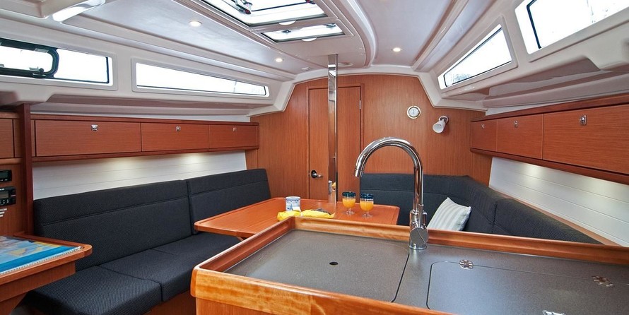 Bavaria 33 Cruiser