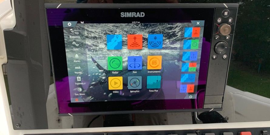 Sea Ray hunt ultra 211