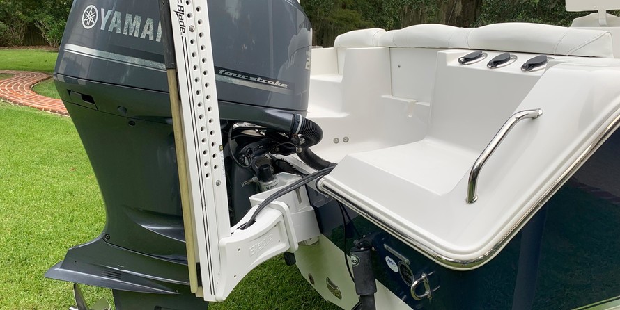 Sea Ray hunt ultra 211