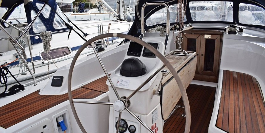 Bavaria 33 Cruiser