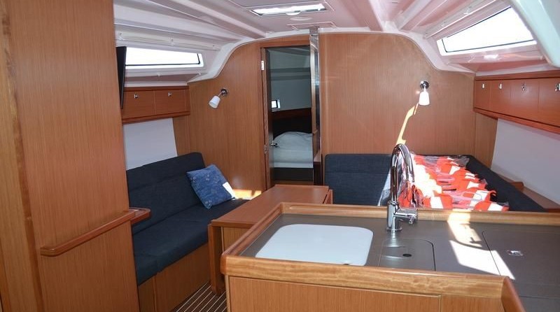 Bavaria 37 Cruiser