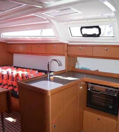 Bavaria 37 Cruiser