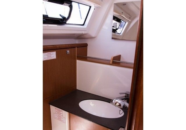 Bavaria 37 Cruiser