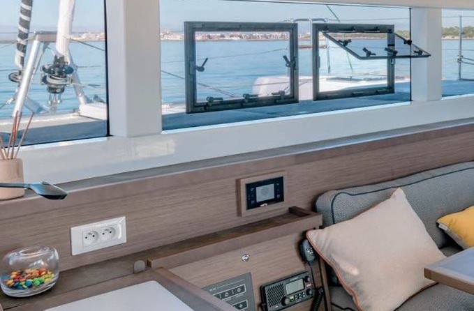 Lagoon 40
