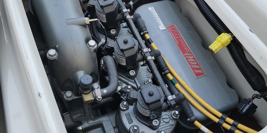 Kawasaki 1100 STX DI