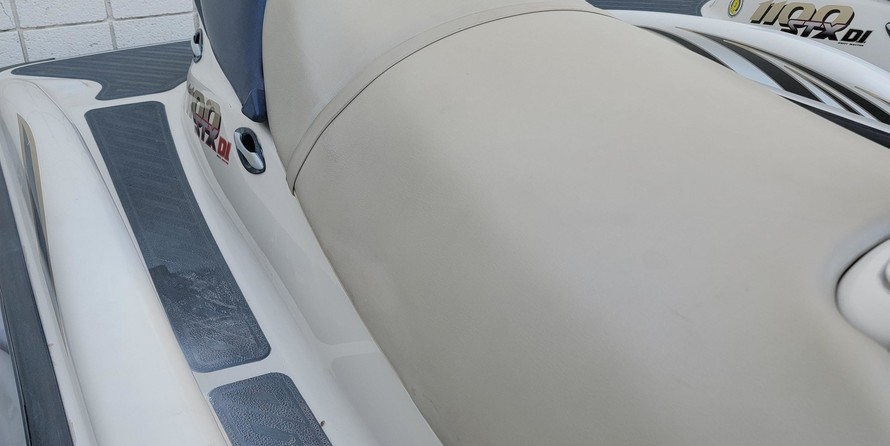 Kawasaki 1100 STX DI