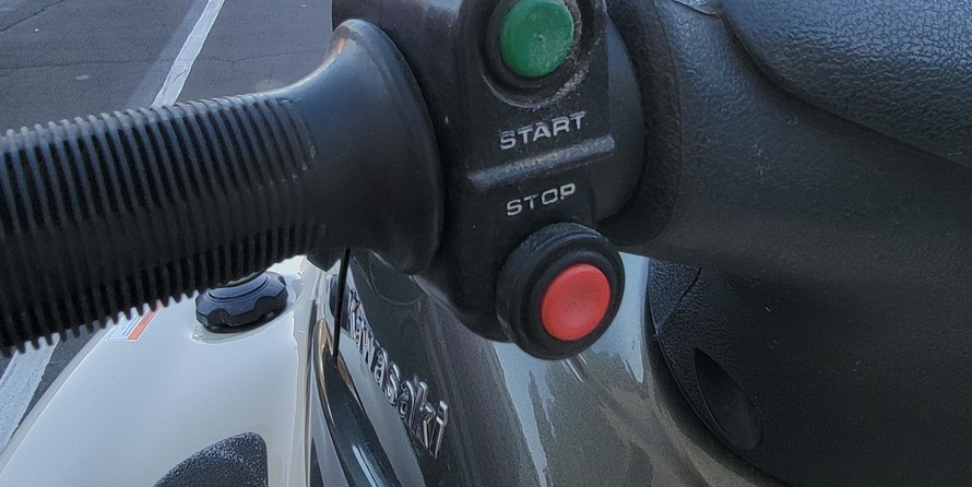 Kawasaki 1100 STX DI