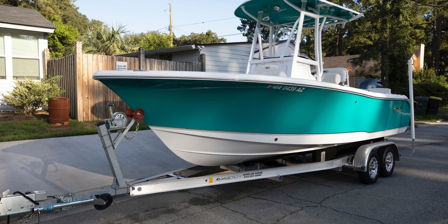 Sea Ray hunt ultra 211