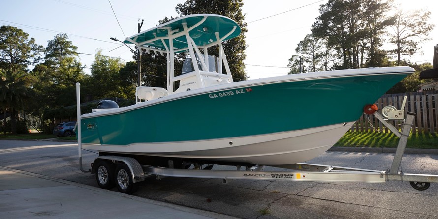 Sea Ray hunt ultra 211