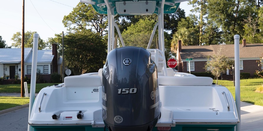 Sea Ray hunt ultra 211
